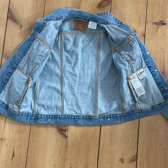 Levi’s denim jacket - Picture 4 of 13